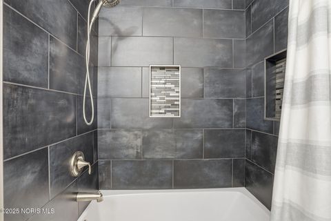 Tiny photo for 16169 Forest Lane, Findlay, OH 45840 (MLS # 10001858)