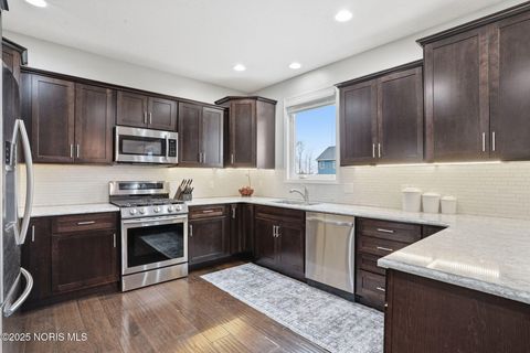 Tiny photo for 16169 Forest Lane, Findlay, OH 45840 (MLS # 10001858)