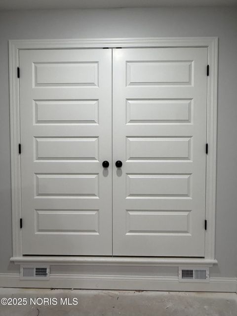 Tiny photo for 4550 Vineyard Road, Toledo, OH 43623 (MLS # 10002694)