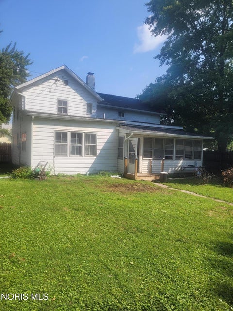 Tiny photo for 20405 Locust Street, Weston, OH 43569 (MLS # 10012355)