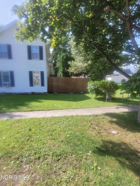 Tiny photo for 20405 Locust Street, Weston, OH 43569 (MLS # 10012355)