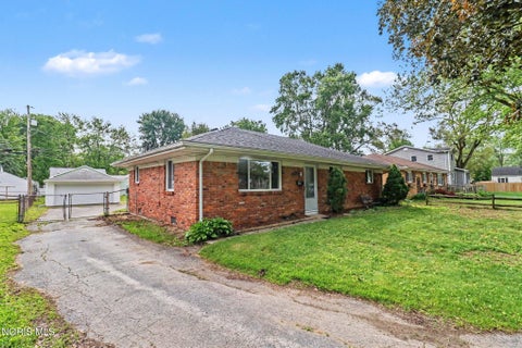 Tiny photo for 5428 Fenwick Drive, Toledo, OH 43623 (MLS # 10011399)