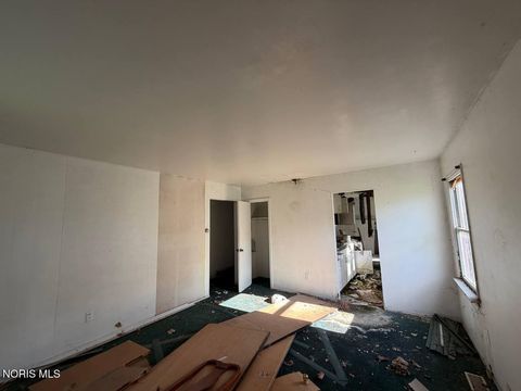 Tiny photo for 1108 Bronson Avenue, Toledo, OH 43608 (MLS # 10008000)