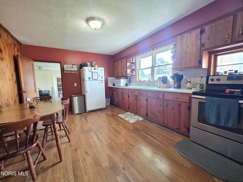 Tiny photo for 508 W Maple Street, North Baltimore, OH 45872 (MLS # 10013198)