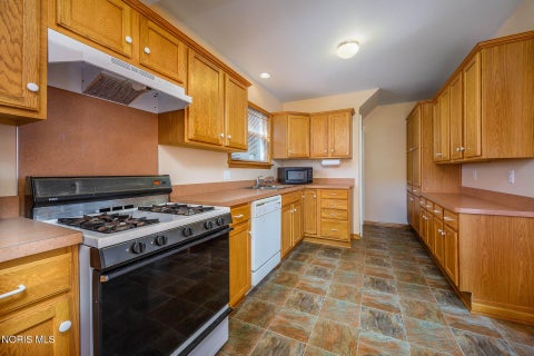 Tiny photo for 1279 Wildwood Road, Toledo, OH 43614 (MLS # 10014337)