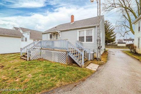 Tiny photo for 420 H Street, Findlay, OH 45840 (MLS # 10003159)