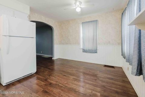 Tiny photo for 420 H Street, Findlay, OH 45840 (MLS # 10003159)