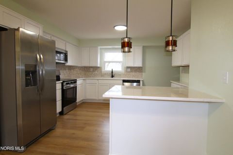 Tiny photo for 9616 Old State Line Road, Holland, OH 43528 (MLS # 10005390)