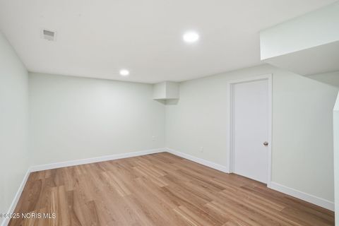 Tiny photo for 2613 Eton Place, Findlay, OH 45840 (MLS # 10002227)