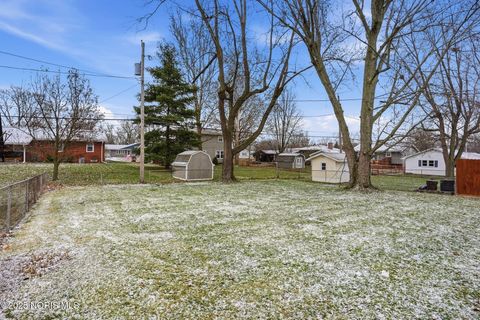 Tiny photo for 2613 Eton Place, Findlay, OH 45840 (MLS # 10002227)