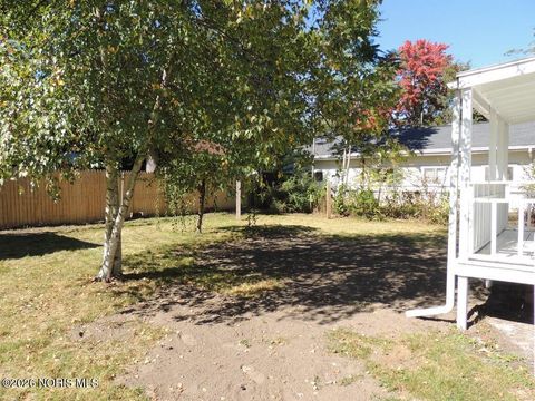 Tiny photo for 5713 Comet Avenue, Toledo, OH 43623 (MLS # 10003810)