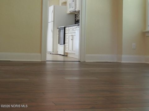 Tiny photo for 5713 Comet Avenue, Toledo, OH 43623 (MLS # 10003810)