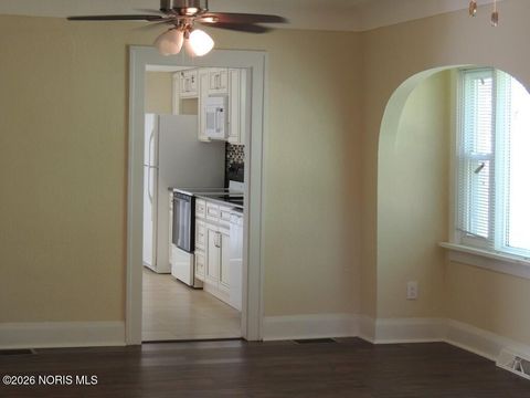 Tiny photo for 5713 Comet Avenue, Toledo, OH 43623 (MLS # 10003810)