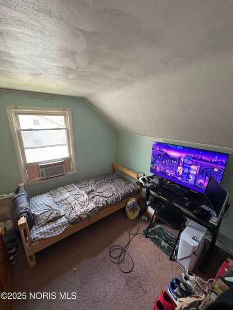 Tiny photo for 1741 Barrows Street, Toledo, OH 43613 (MLS # 10000425)