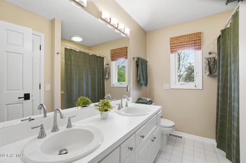 Tiny photo for 1502 Watermill Lane, Perrysburg, OH 43551 (MLS # 10006950)