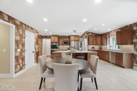 Tiny photo for 1502 Watermill Lane, Perrysburg, OH 43551 (MLS # 10006950)