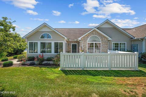 Photo of 6018 Quarrys Edge Lane, Sylvania, OH 43560 (MLS # 10011617)