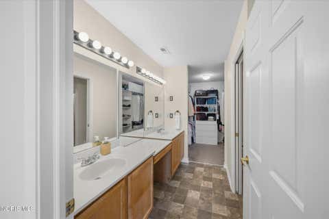 Tiny photo for 6018 Quarrys Edge Lane, Sylvania, OH 43560 (MLS # 10011617)