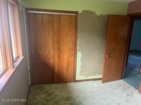 Tiny photo for 2819 Randall Drive, Oregon, OH 43616 (MLS # 10001038)