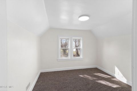 Tiny photo for 1211 Woodstock Avenue, Toledo, OH 43607 (MLS # 10005447)