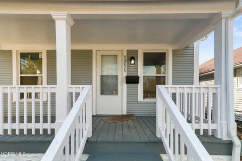 Tiny photo for 1211 Woodstock Avenue, Toledo, OH 43607 (MLS # 10005447)