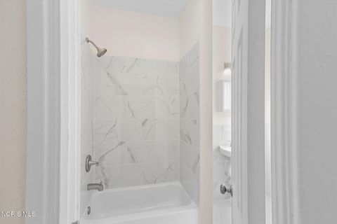 Tiny photo for 1211 Woodstock Avenue, Toledo, OH 43607 (MLS # 10005447)