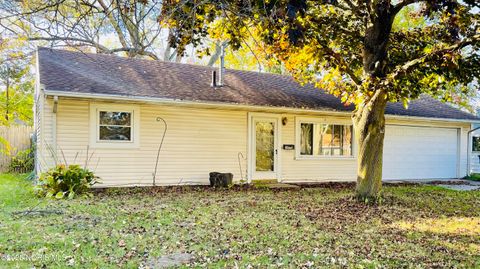 Tiny photo for 5839 Harvest Lane, Toledo, OH 43623 (MLS # 10000728)