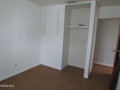 Tiny photo for 121 Derbyshire Road, Toledo, OH 43615 (MLS # 10005828)