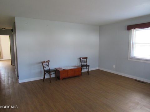 Tiny photo for 121 Derbyshire Road, Toledo, OH 43615 (MLS # 10005828)