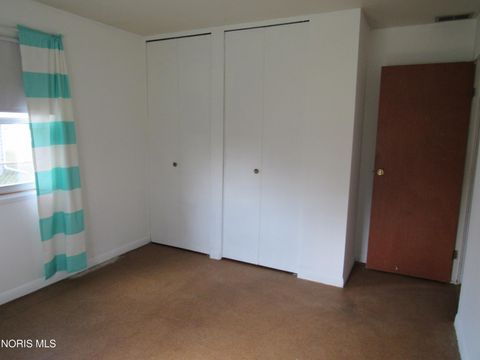 Tiny photo for 121 Derbyshire Road, Toledo, OH 43615 (MLS # 10005828)