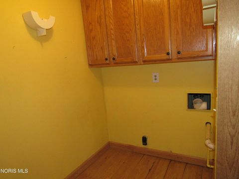 Tiny photo for 121 Derbyshire Road, Toledo, OH 43615 (MLS # 10005828)