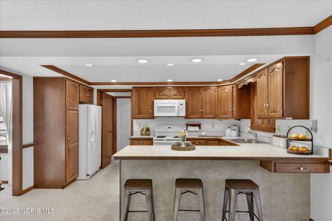 Tiny photo for 702 Fairway Lane, Wauseon, OH 43567 (MLS # 10002465)