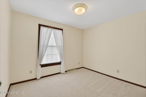 Tiny photo for 702 Fairway Lane, Wauseon, OH 43567 (MLS # 10002465)