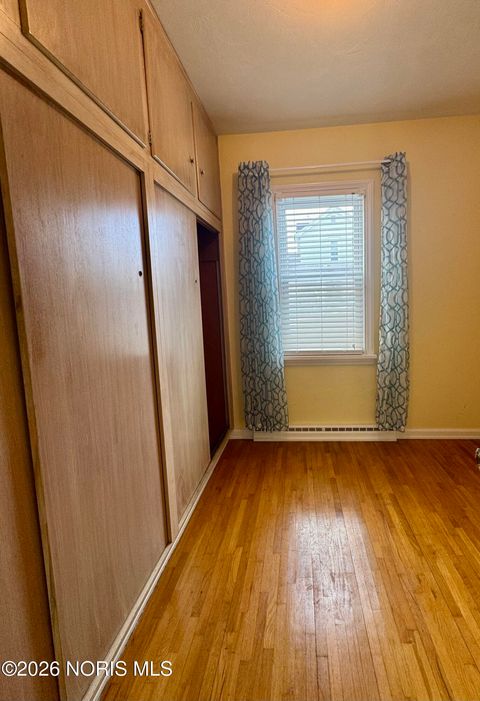 Tiny photo for 105 W Edgerton Street, Hicksville, OH 43526 (MLS # 10003411)