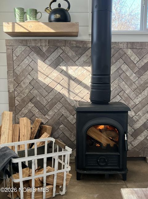 Tiny photo for 126 Edgerton Drive, Waterville, OH 43566 (MLS # 10003781)