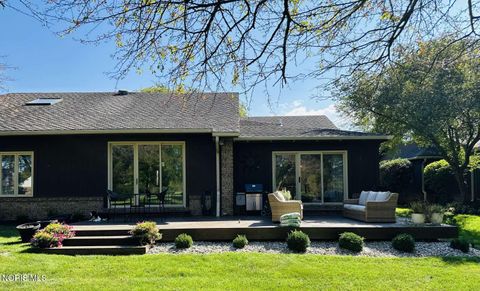 Tiny photo for 10190 Ford Road, Perrysburg, OH 43551 (MLS # 10006643)