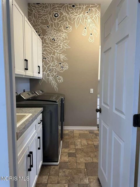 Tiny photo for 10190 Ford Road, Perrysburg, OH 43551 (MLS # 10006643)