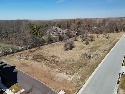 Tiny photo for 422 Delaware Drive, Perrysburg, OH 43551 (MLS # 10005026)