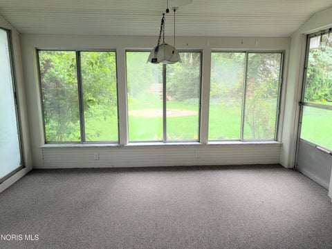 Tiny photo for 814 N Grove Street, Bowling Green, OH 43402 (MLS # 10008844)