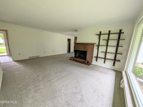 Tiny photo for 814 N Grove Street, Bowling Green, OH 43402 (MLS # 10008844)