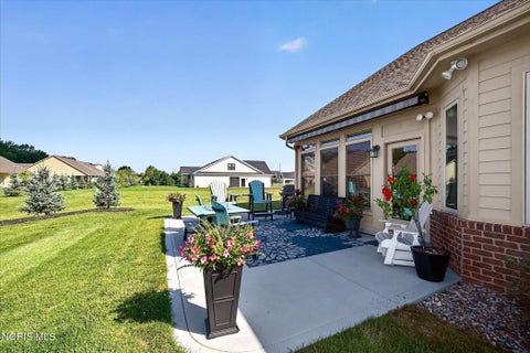 Tiny photo for 902 Pine Valley Drive, Bowling Green, OH 43402 (MLS # 10013497)