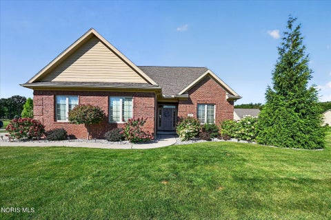Tiny photo for 902 Pine Valley Drive, Bowling Green, OH 43402 (MLS # 10013497)