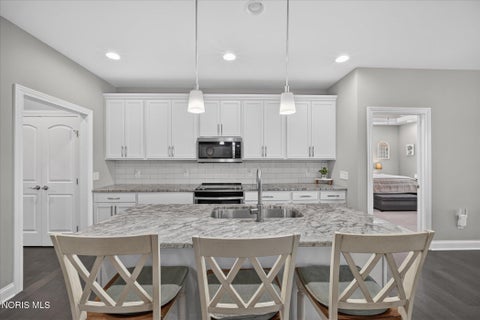Tiny photo for 902 Pine Valley Drive, Bowling Green, OH 43402 (MLS # 10013497)