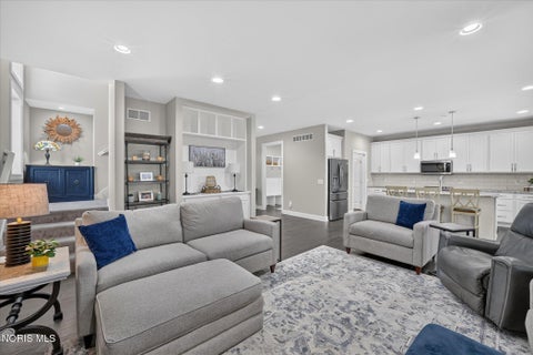 Tiny photo for 902 Pine Valley Drive, Bowling Green, OH 43402 (MLS # 10013497)
