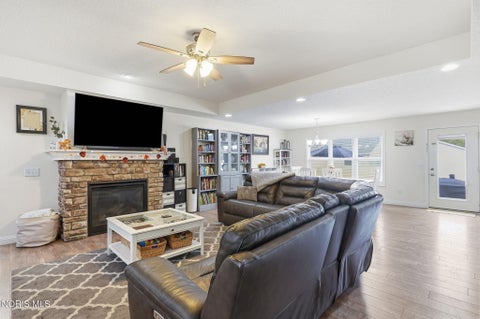 Tiny photo for 1180 Kennsington Drive, Findlay, OH 45840 (MLS # 10014009)