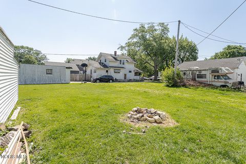 Tiny photo for 516 S Union Street, Fostoria, OH 44830 (MLS # 10007775)