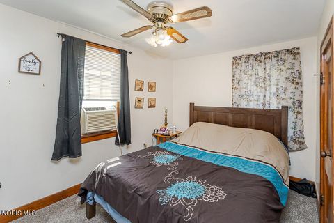 Tiny photo for 516 S Union Street, Fostoria, OH 44830 (MLS # 10007775)