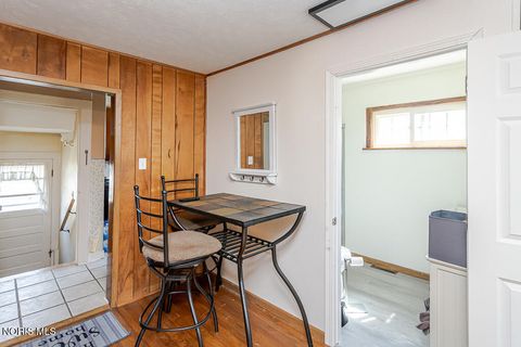 Tiny photo for 516 S Union Street, Fostoria, OH 44830 (MLS # 10007775)