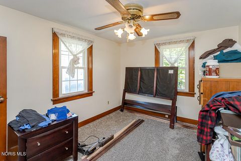 Tiny photo for 516 S Union Street, Fostoria, OH 44830 (MLS # 10007775)