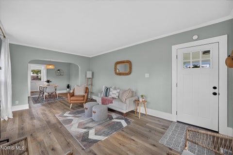 Tiny photo for 901 Toronto Avenue, Toledo, OH 43609 (MLS # 10013587)